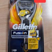 GILLETTE RAZOR 